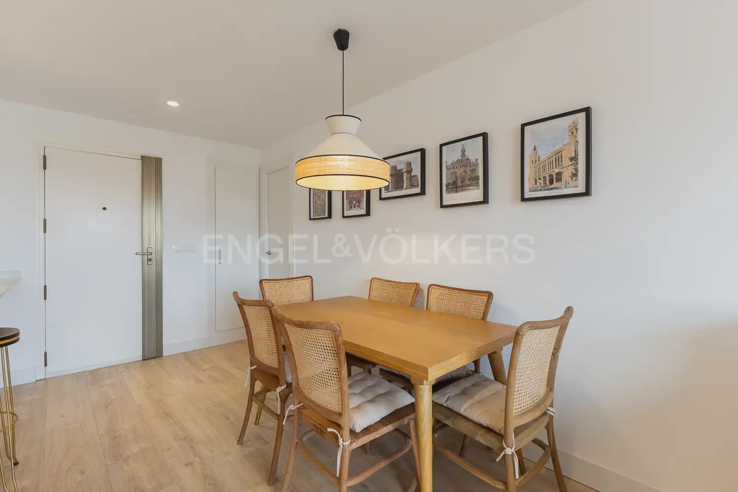 2 camera da letto Appartamento da affittare in Valencia citta con garage - 1.600 € (Rif: 9897530)