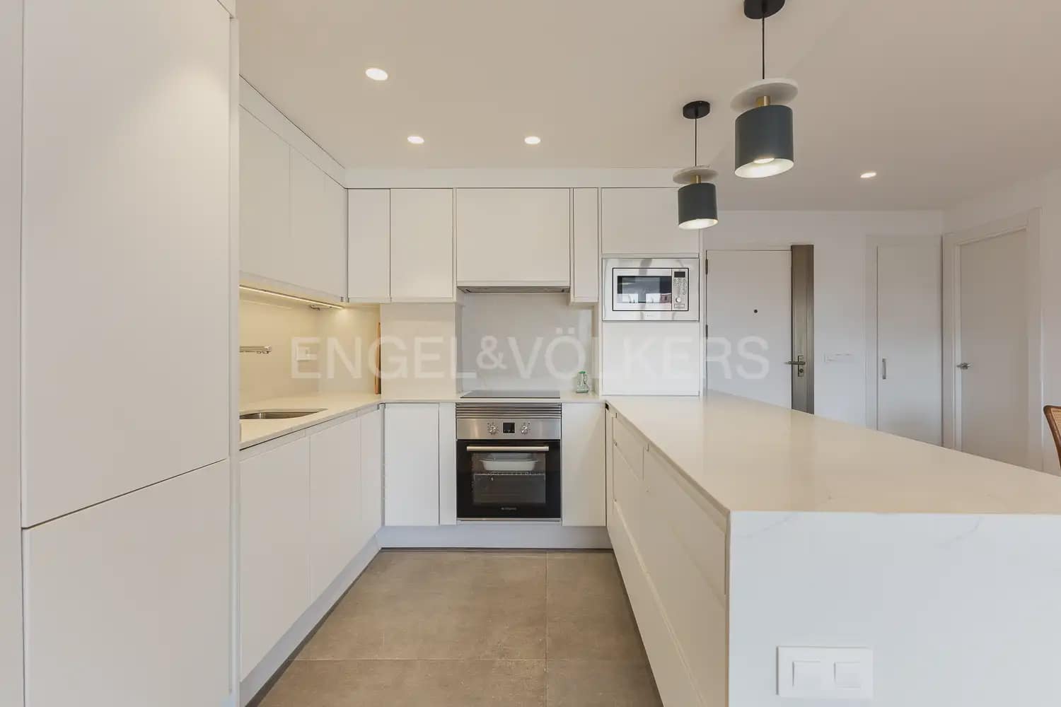 2 camera da letto Appartamento da affittare in Valencia citta con garage - 1.600 € (Rif: 9897530)