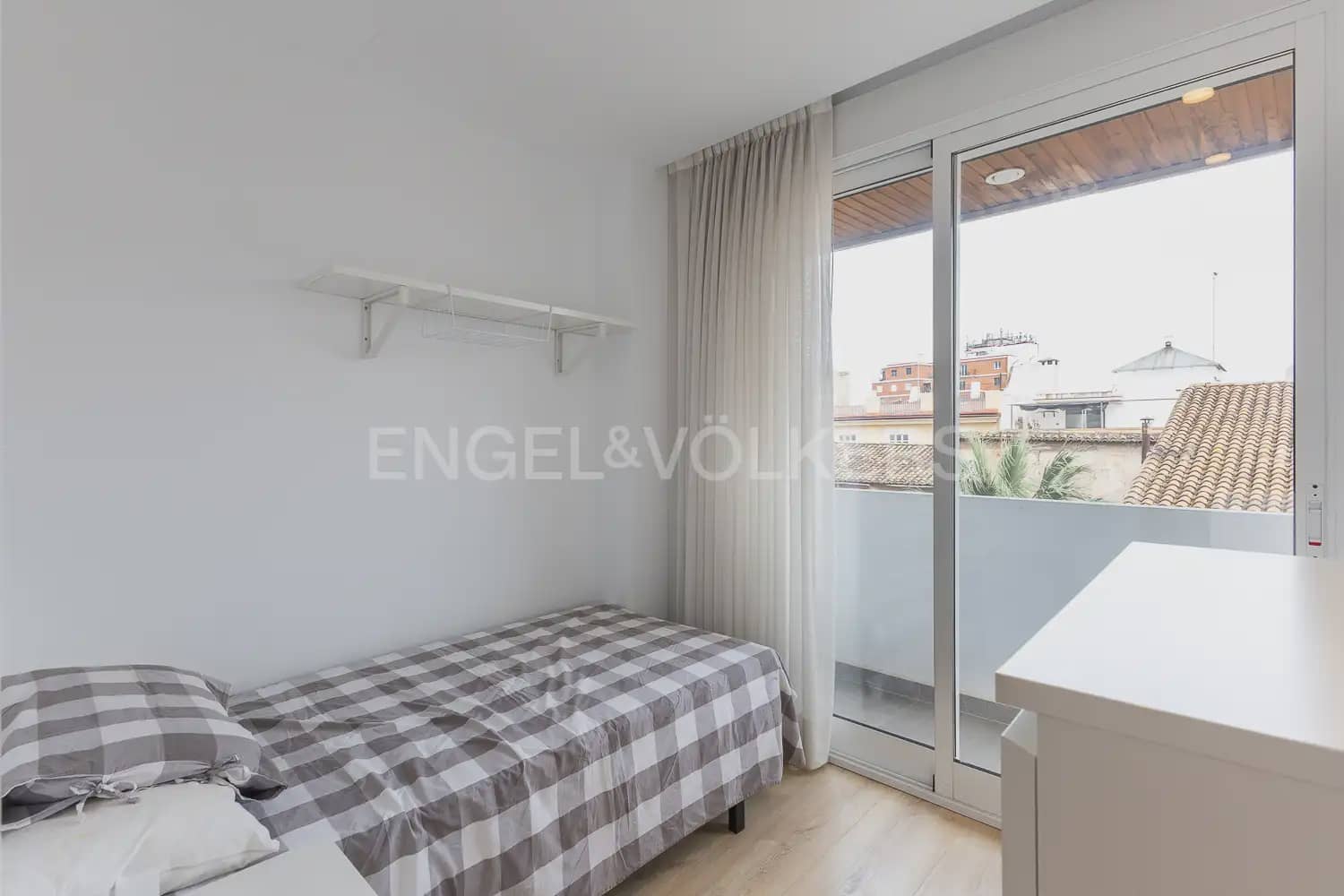 2 camera da letto Appartamento da affittare in Valencia citta con garage - 1.600 € (Rif: 9897530)