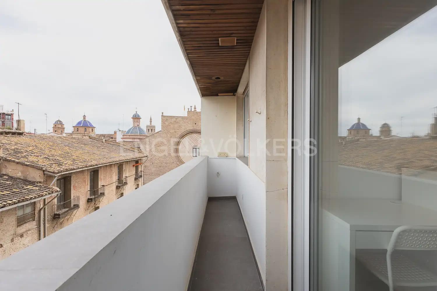 2 camera da letto Appartamento da affittare in Valencia citta con garage - 1.600 € (Rif: 9897530)
