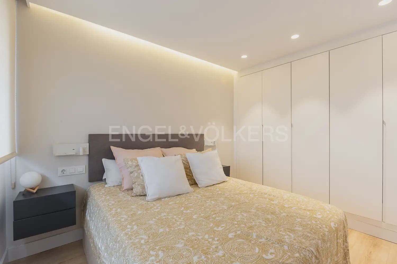 2 camera da letto Appartamento da affittare in Valencia citta con garage - 1.600 € (Rif: 9897530)