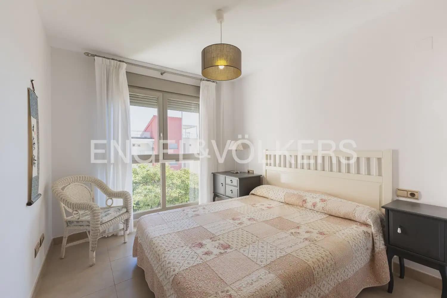 4 bedroom Flat for rent in Oropesa  with pool garage - € 2,300 (Ref: 9897531)