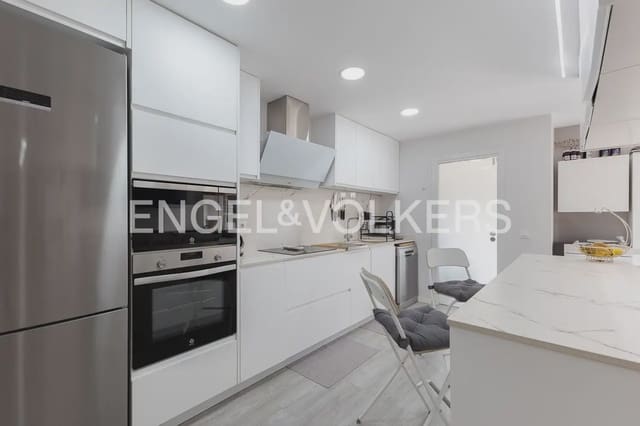 3 sovrum Lägenhet till salu i Benicalap, Valencia stad med pool garage - 475 000 € (Ref: 9897535)