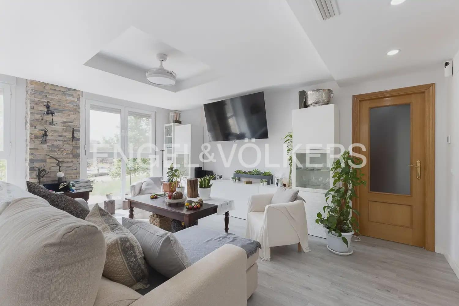 3 sovrum Lägenhet till salu i Valencia stad med pool garage - 475 000 € (Ref: 9897535)