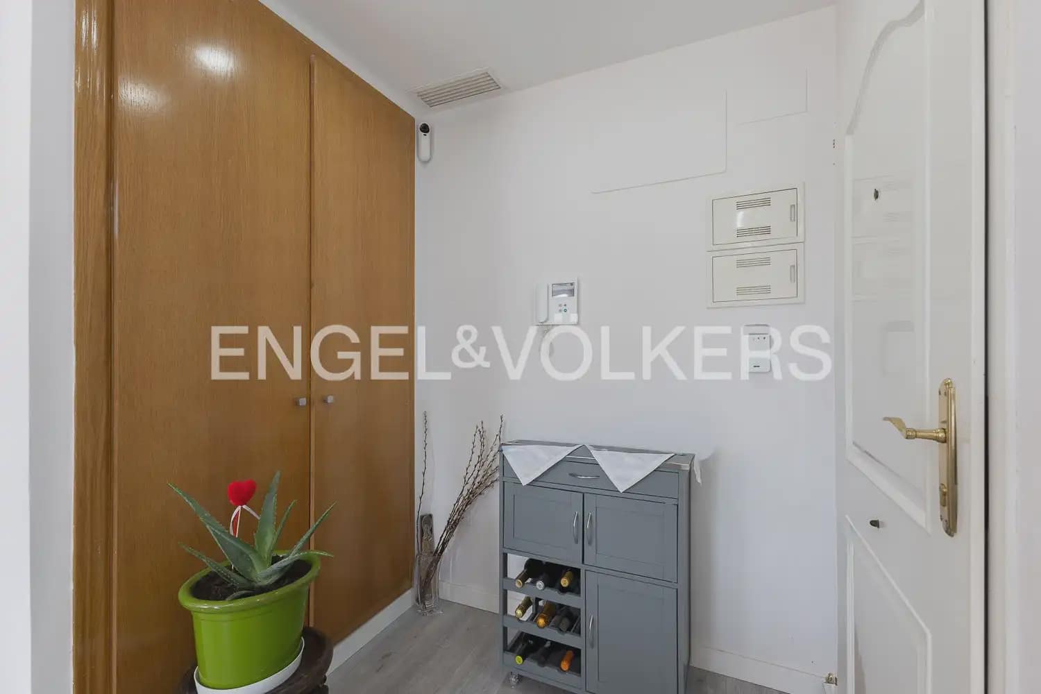 3 sovrum Lägenhet till salu i Valencia stad med pool garage - 475 000 € (Ref: 9897535)
