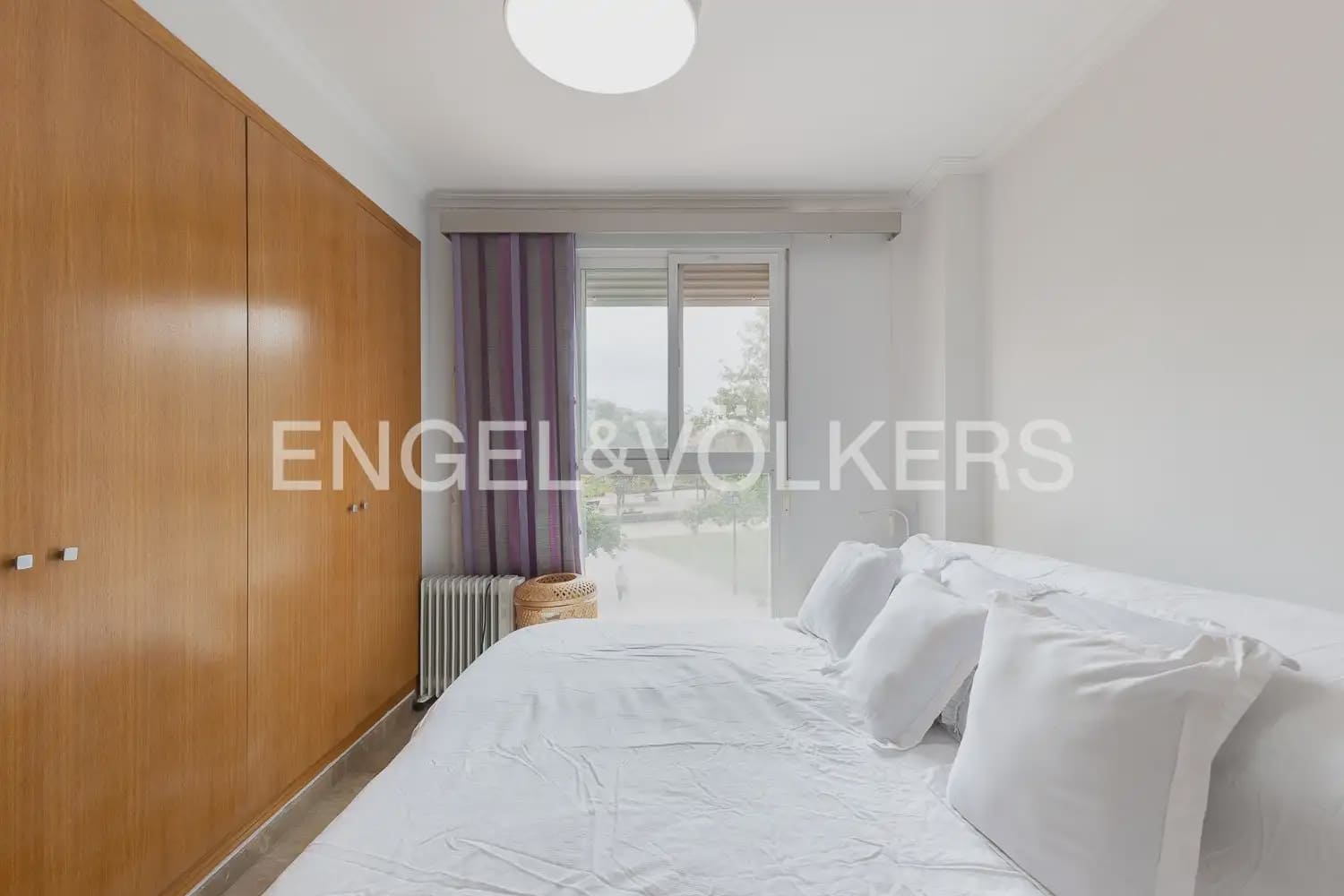 3 sovrum Lägenhet till salu i Valencia stad med pool garage - 475 000 € (Ref: 9897535)