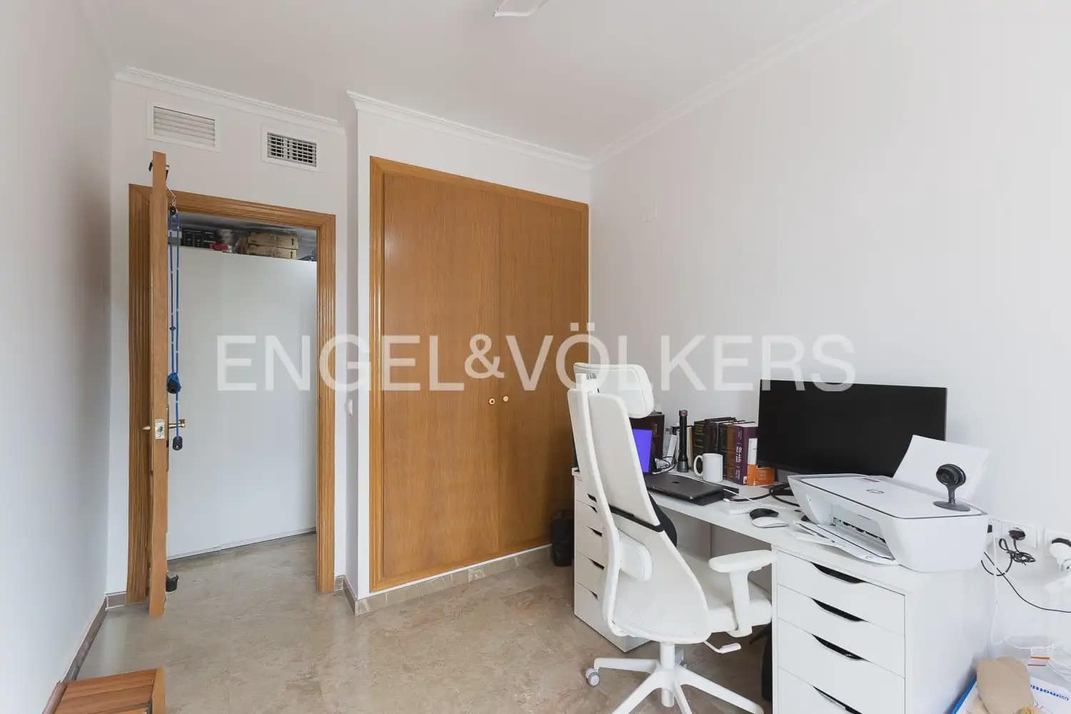 3 sovrum Lägenhet till salu i Valencia stad med pool garage - 475 000 € (Ref: 9897535)