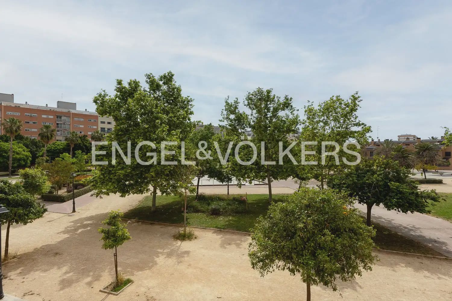 3 sovrum Lägenhet till salu i Valencia stad med pool garage - 475 000 € (Ref: 9897535)