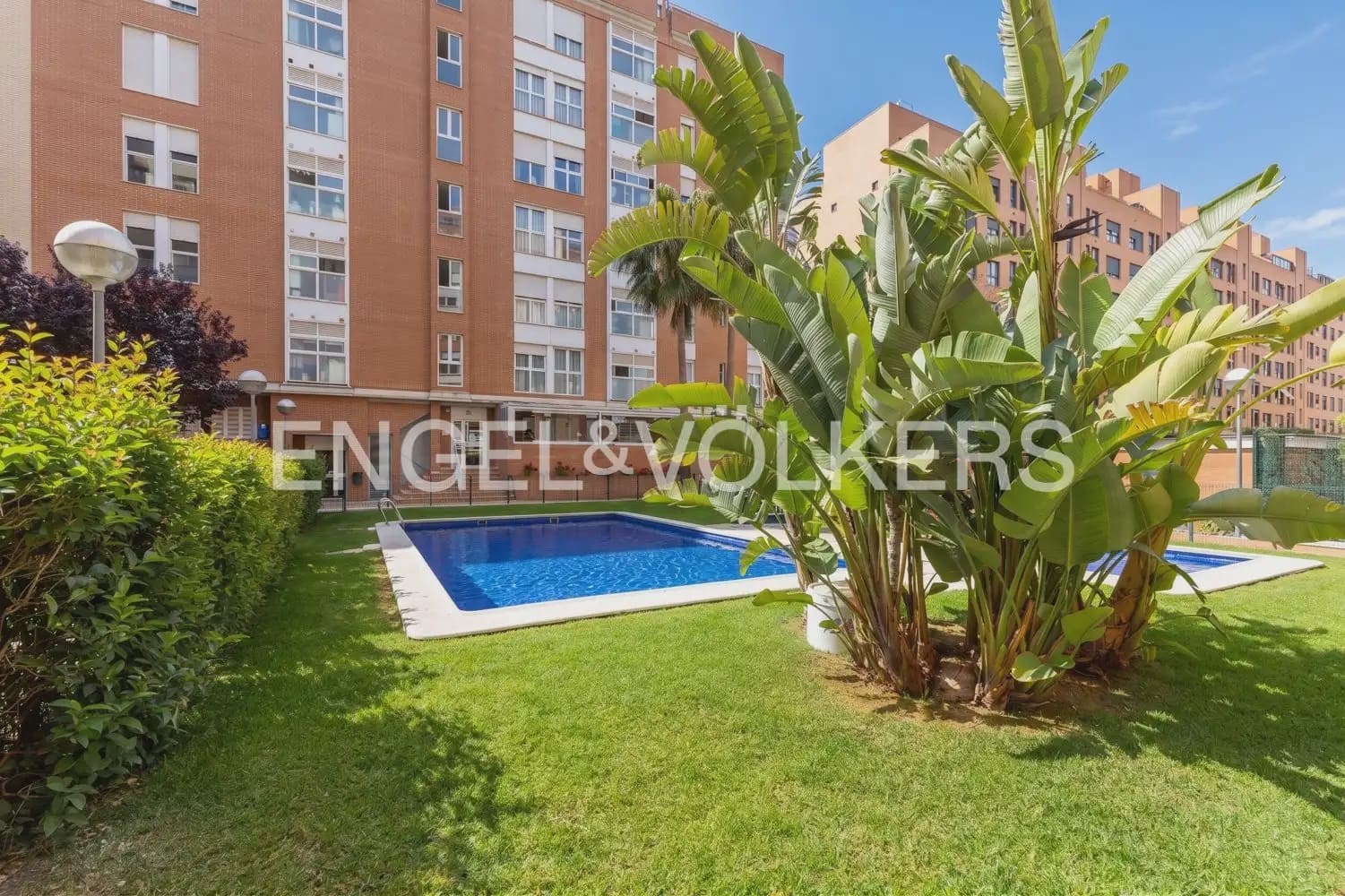 3 sovrum Lägenhet till salu i Valencia stad med pool garage - 475 000 € (Ref: 9897535)