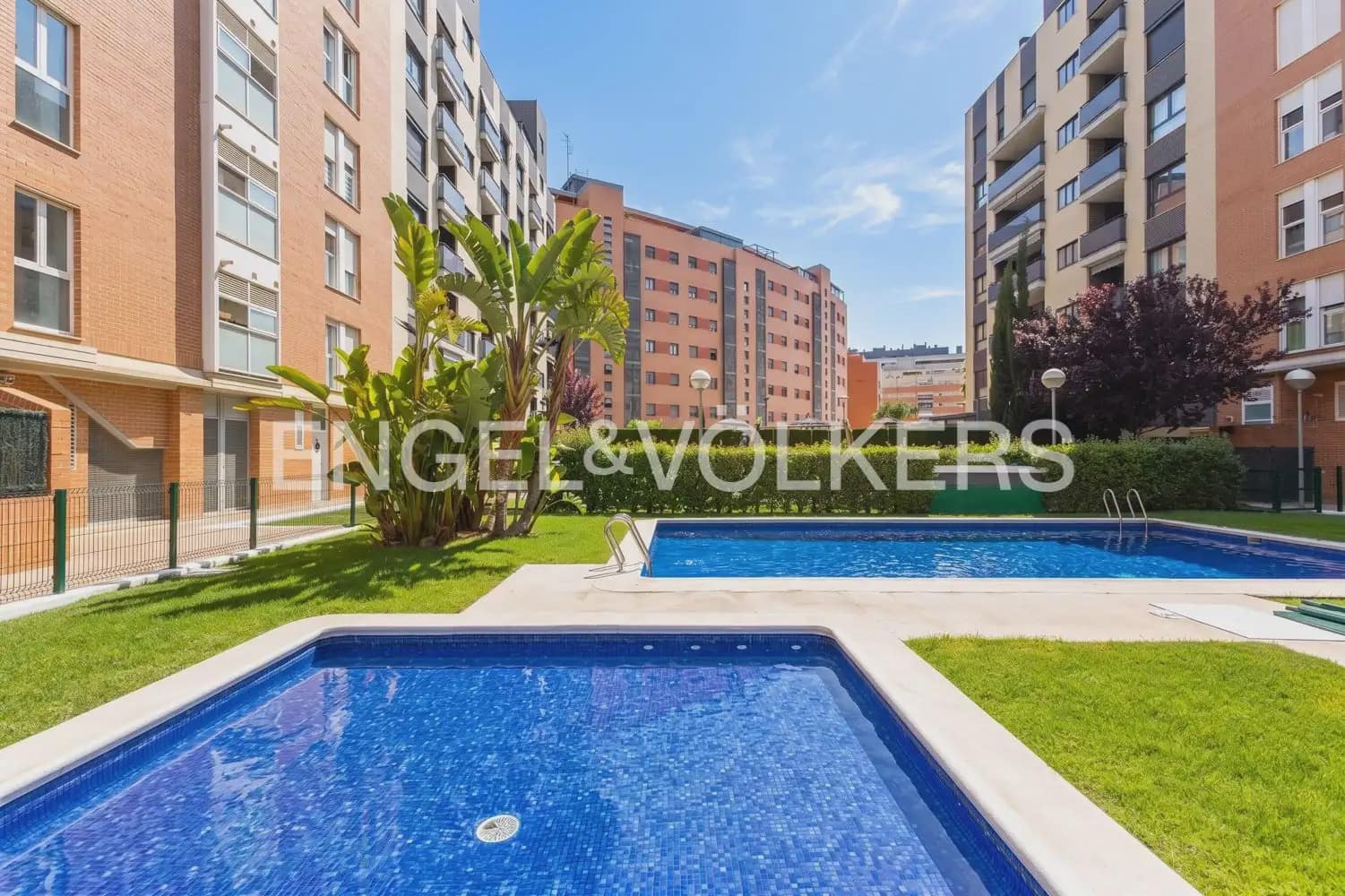 3 sovrum Lägenhet till salu i Valencia stad med pool garage - 475 000 € (Ref: 9897535)