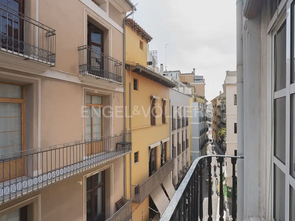 Appartement de 2 chambres à louer à Valence ville - 1 650 € (Ref: 9897541)