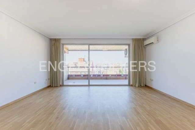 3 sypialnia Mieszkanie do wynajęcia w El Botanic, Miasto Walencja - 2 100 € (Ref: 9897544)
