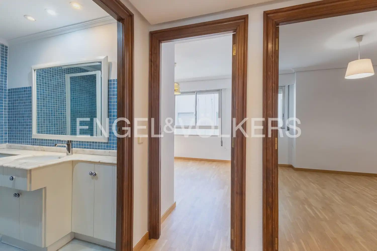 3 sypialnia Mieszkanie do wynajęcia w Miasto Walencja - 2 100 € (Ref: 9897544)
