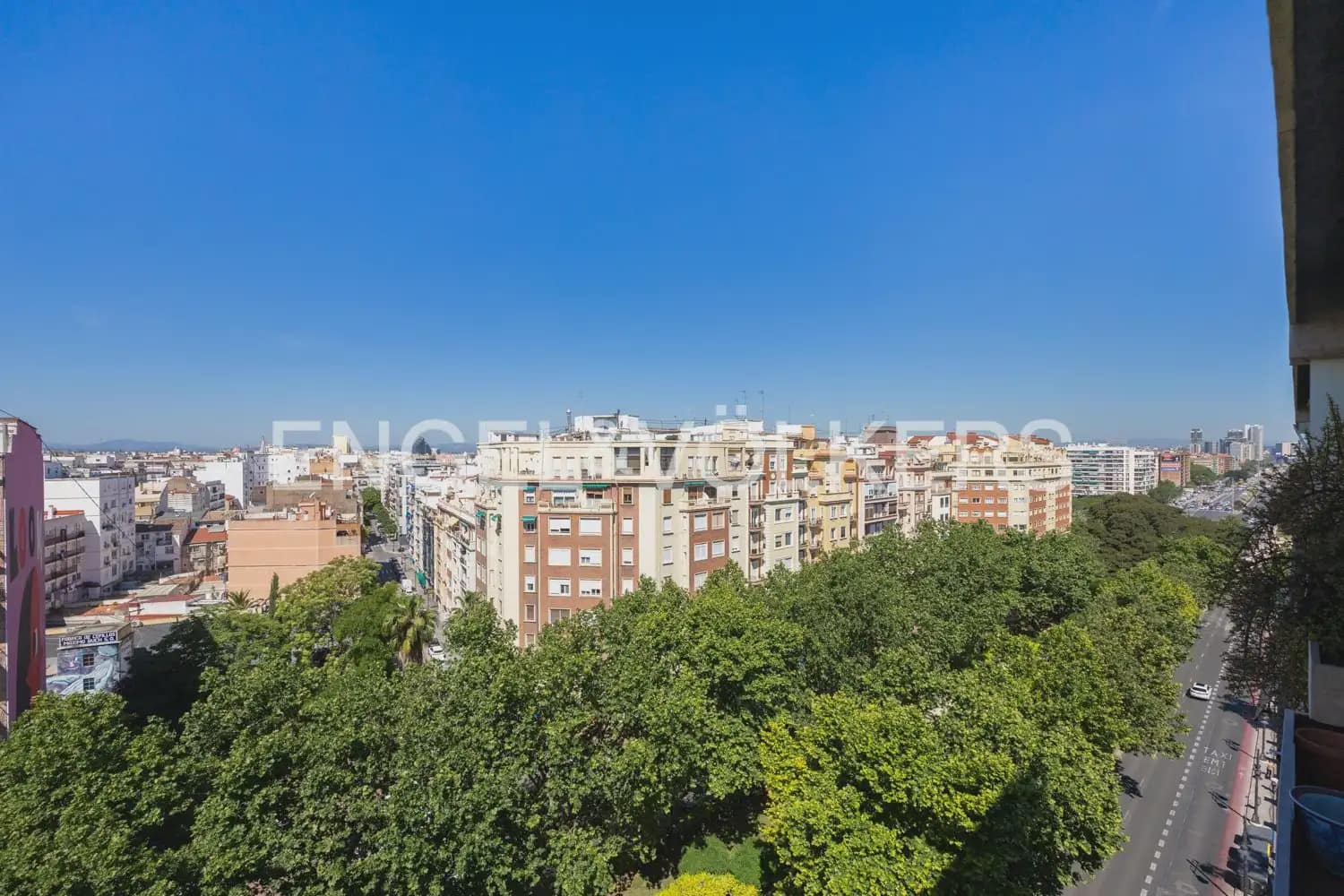3 sypialnia Mieszkanie do wynajęcia w Miasto Walencja - 2 100 € (Ref: 9897544)