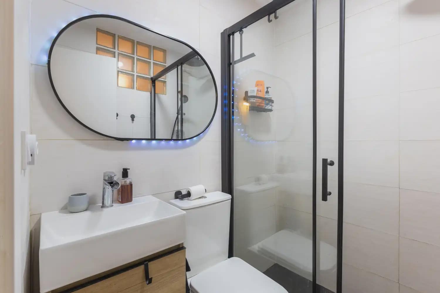1 bedroom Flat for rent in Valencia city - € 1,300 (Ref: 9897545)