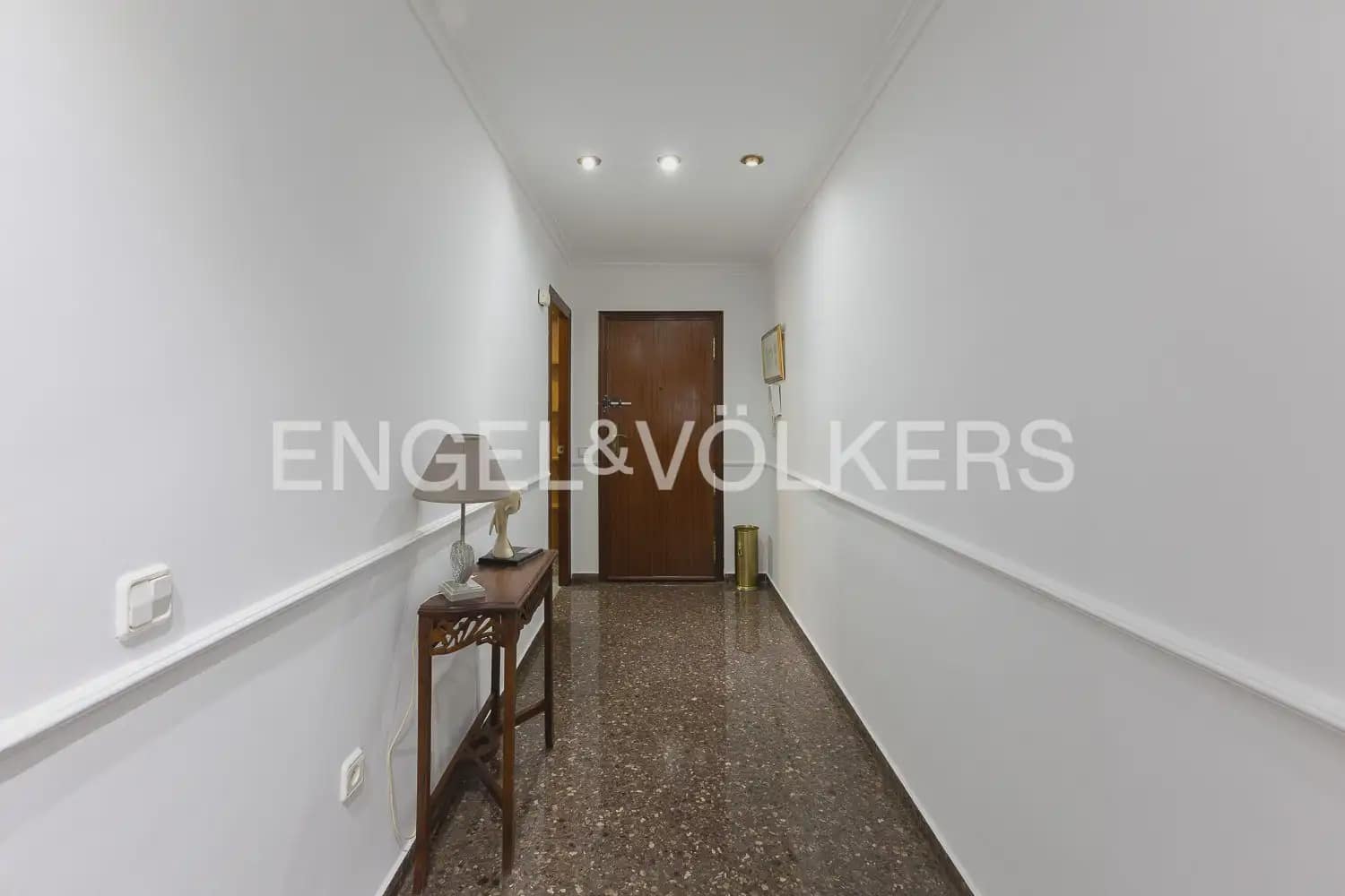 3 sypialnia Mieszkanie do wynajęcia w Miasto Walencja z garażem - 1 500 € (Ref: 9897552)