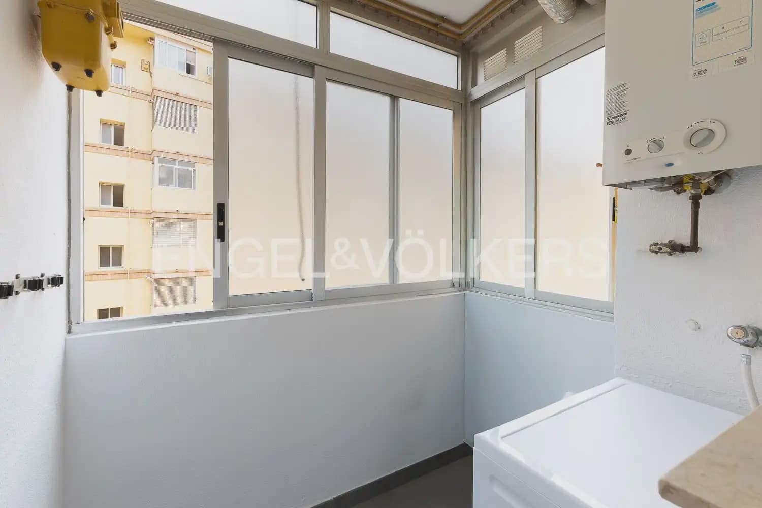 3 sypialnia Mieszkanie do wynajęcia w Miasto Walencja z garażem - 1 500 € (Ref: 9897552)