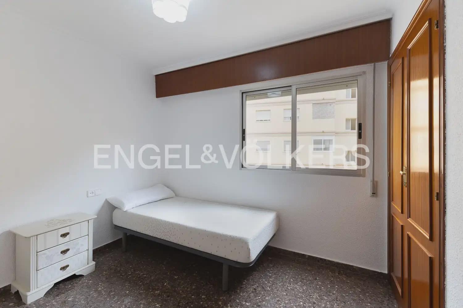 3 sypialnia Mieszkanie do wynajęcia w Miasto Walencja z garażem - 1 500 € (Ref: 9897552)