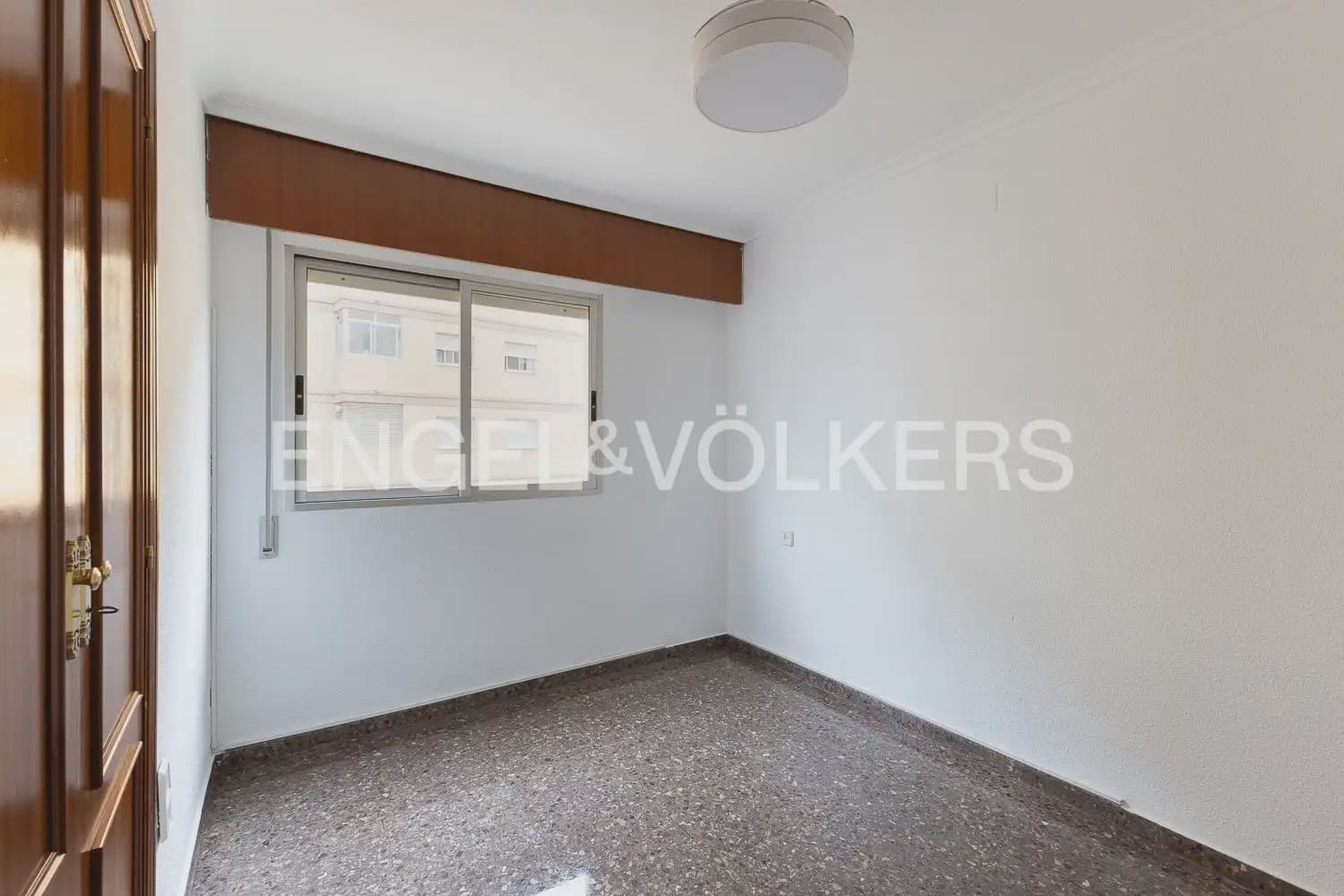 3 sypialnia Mieszkanie do wynajęcia w Miasto Walencja z garażem - 1 500 € (Ref: 9897552)