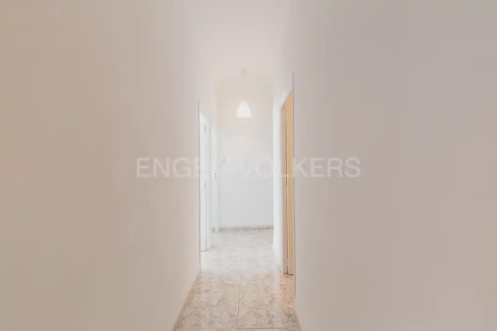 5 quarto Apartamento para arrendar em Valencia cidade - 2 000 € (Ref: 9897555)