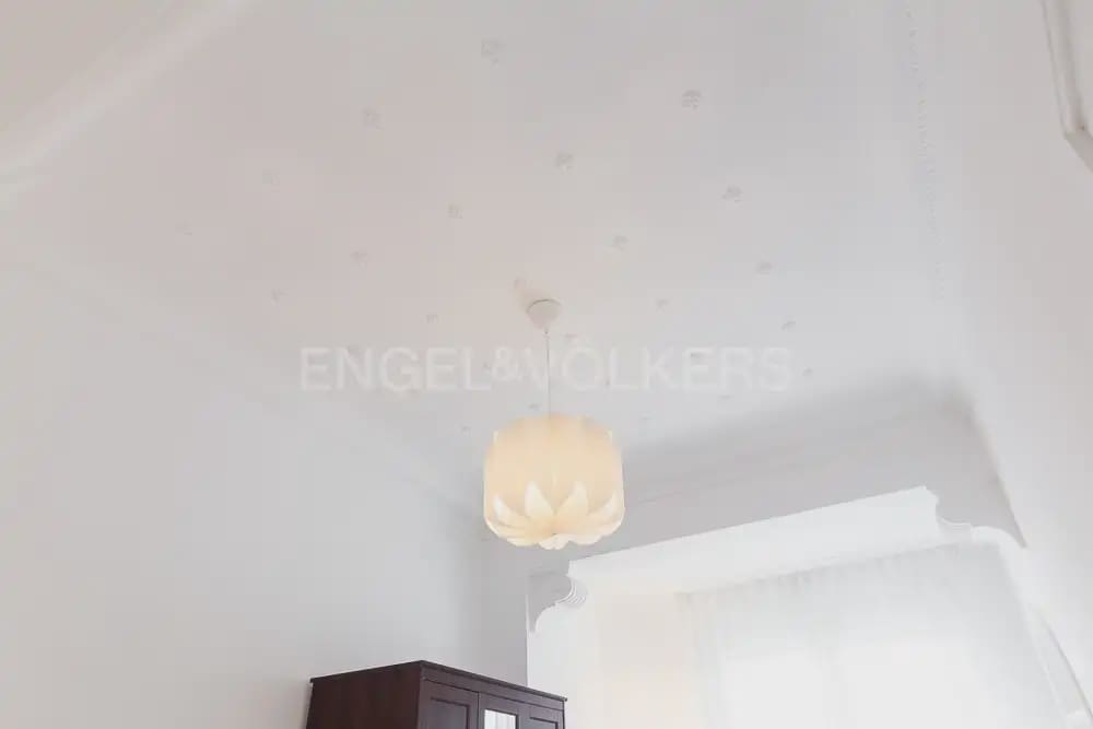 5 quarto Apartamento para arrendar em Valencia cidade - 2 000 € (Ref: 9897555)