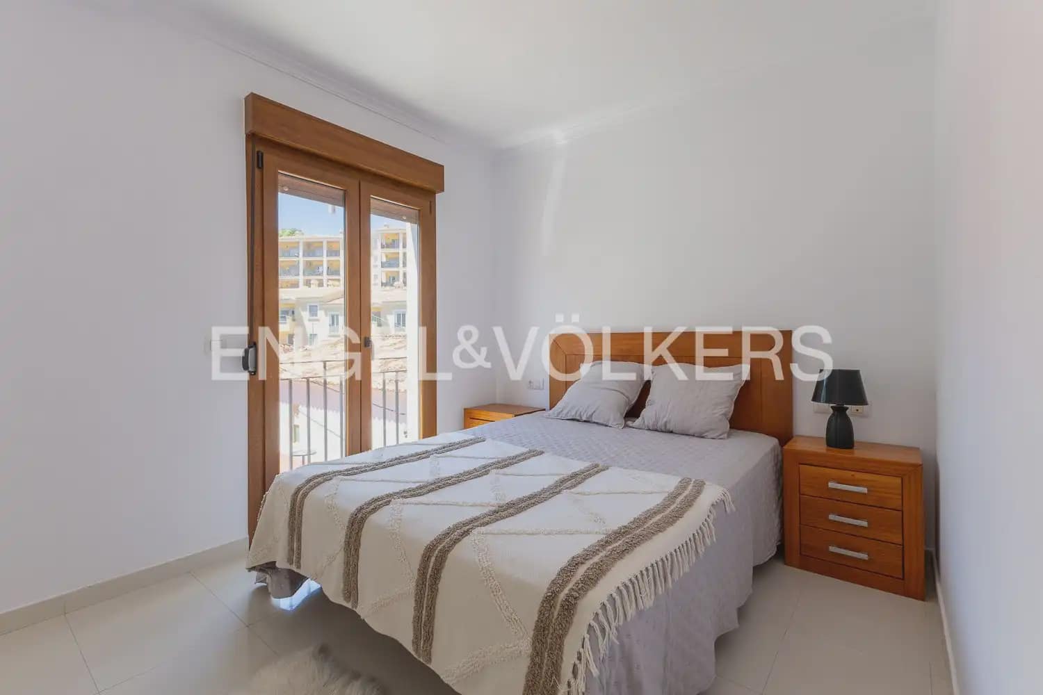 2 slaapkamer Flat te koop in Denia - € 215.000 (Ref: 9897557)