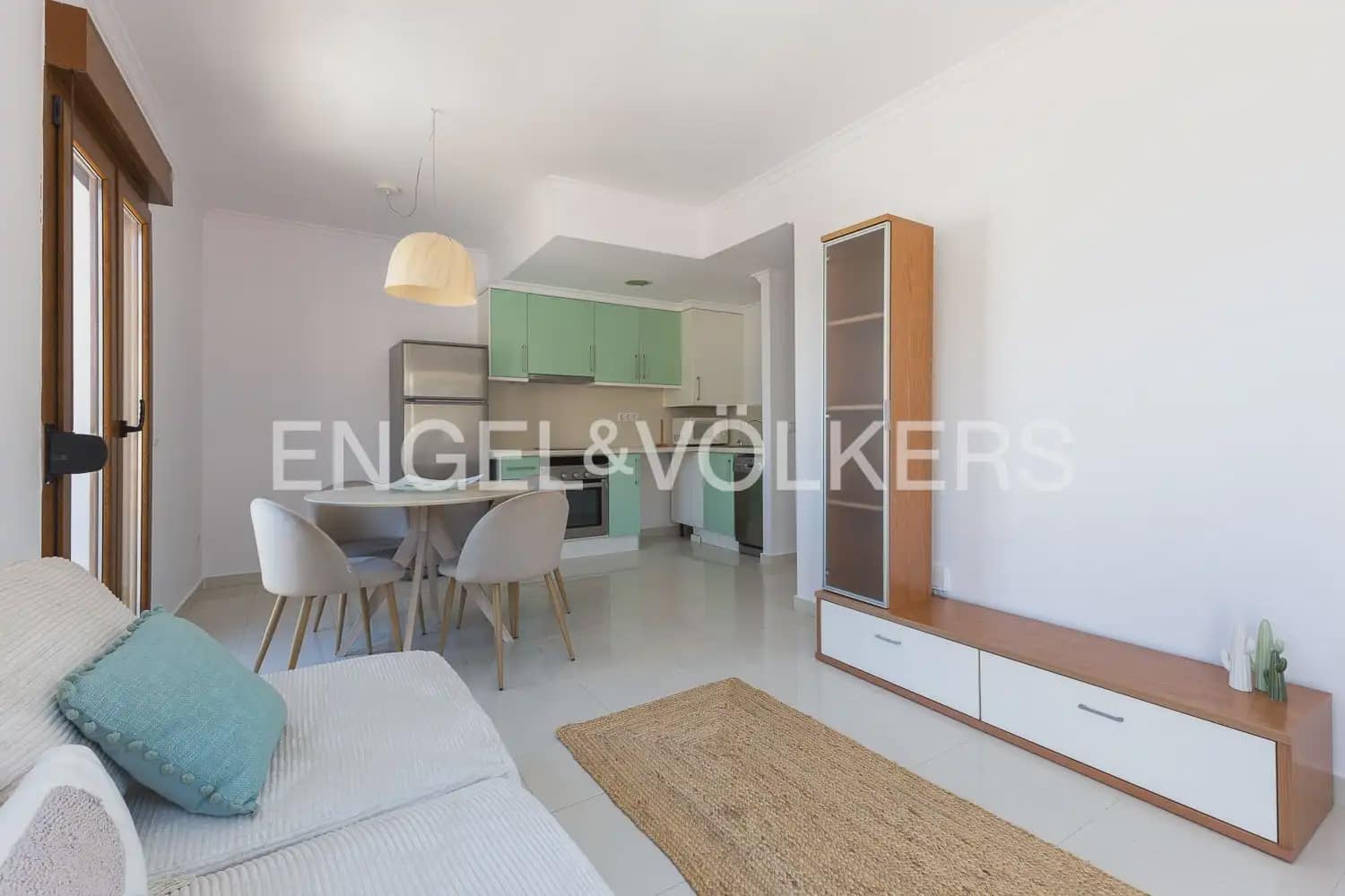 2 slaapkamer Flat te koop in Denia - € 215.000 (Ref: 9897557)