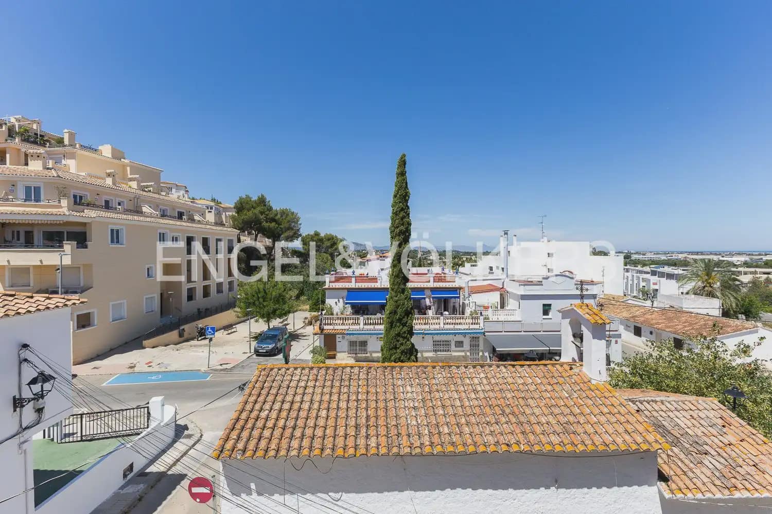 2 slaapkamer Flat te koop in Denia - € 215.000 (Ref: 9897557)