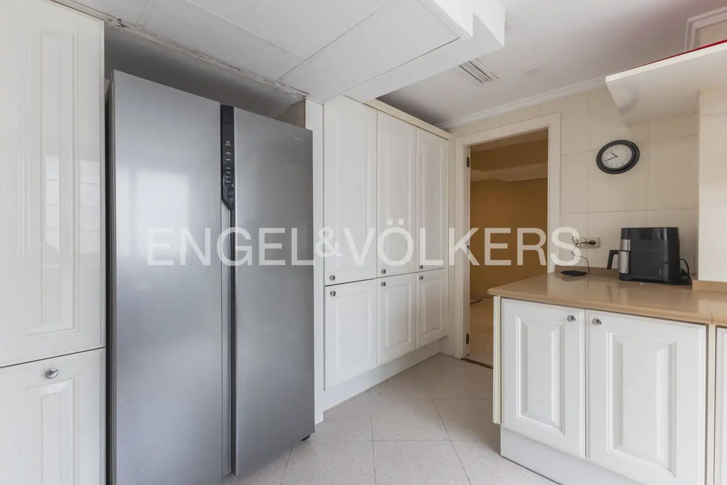 4 sypialnia Mieszkanie na sprzedaż w Miasto Walencja z garażem - 1 400 000 € (Ref: 9897558)
