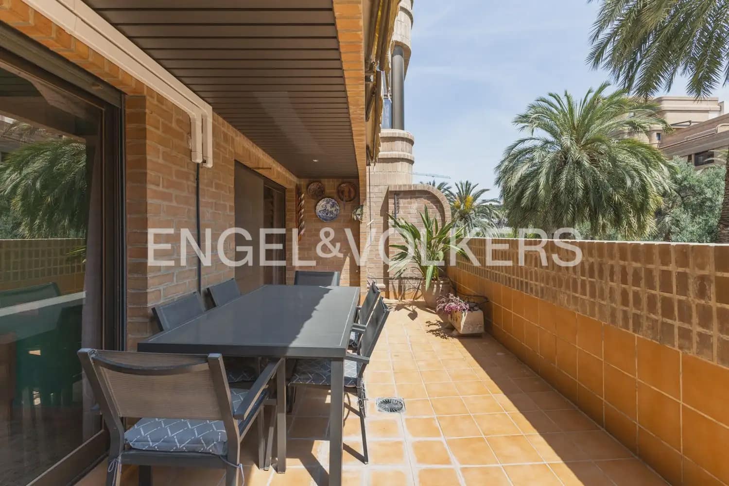 3 Zimmer Wohnung zu verkaufen in Valencia Stadt mit Garage - 635.000 € (Ref: 9897559)
