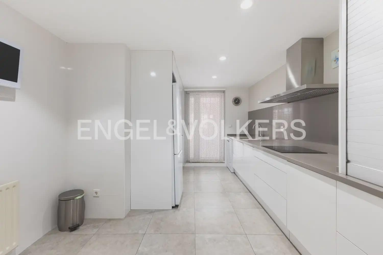 3 Zimmer Wohnung zu verkaufen in Valencia Stadt mit Garage - 635.000 € (Ref: 9897559)