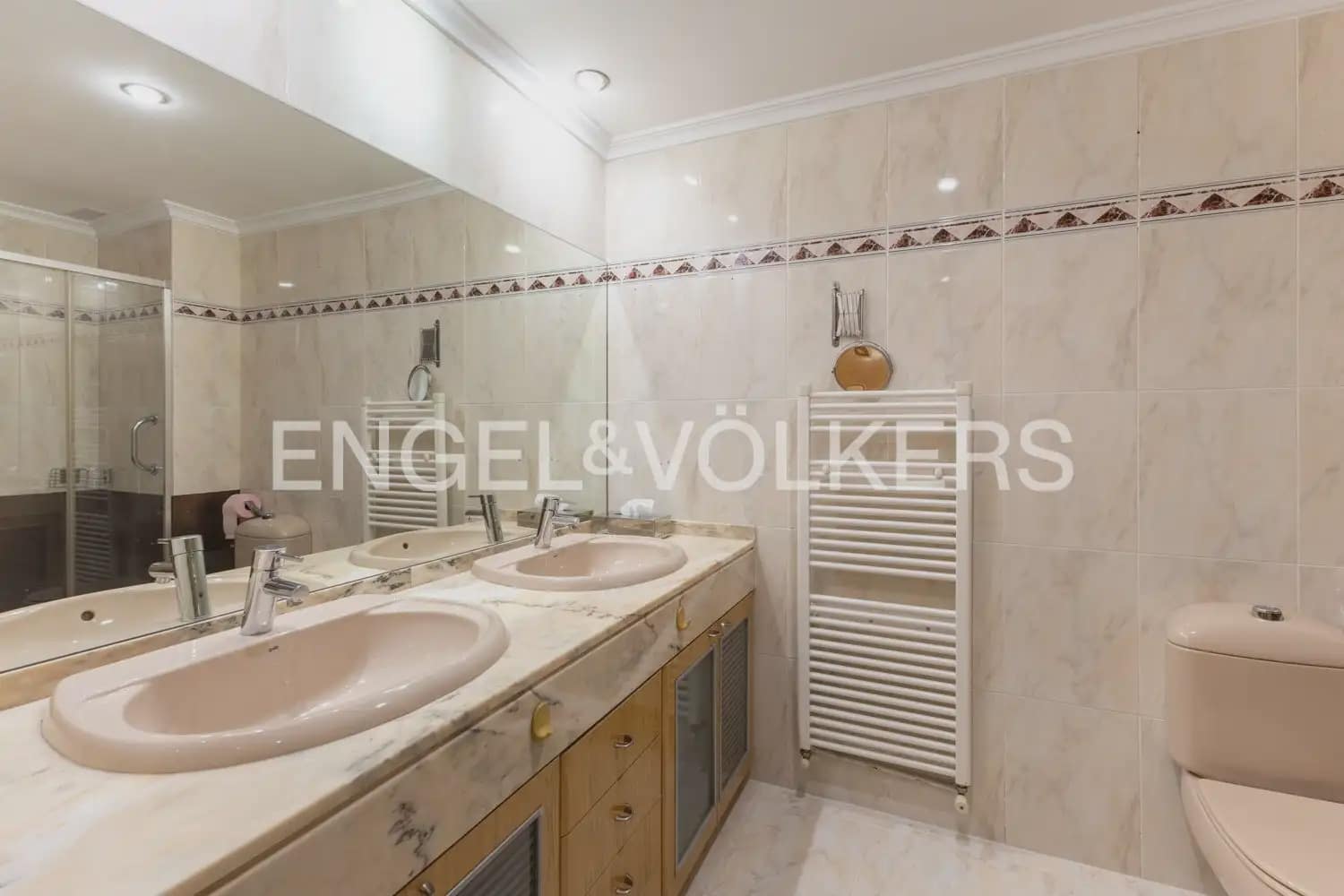 3 Zimmer Wohnung zu verkaufen in Valencia Stadt mit Garage - 635.000 € (Ref: 9897559)