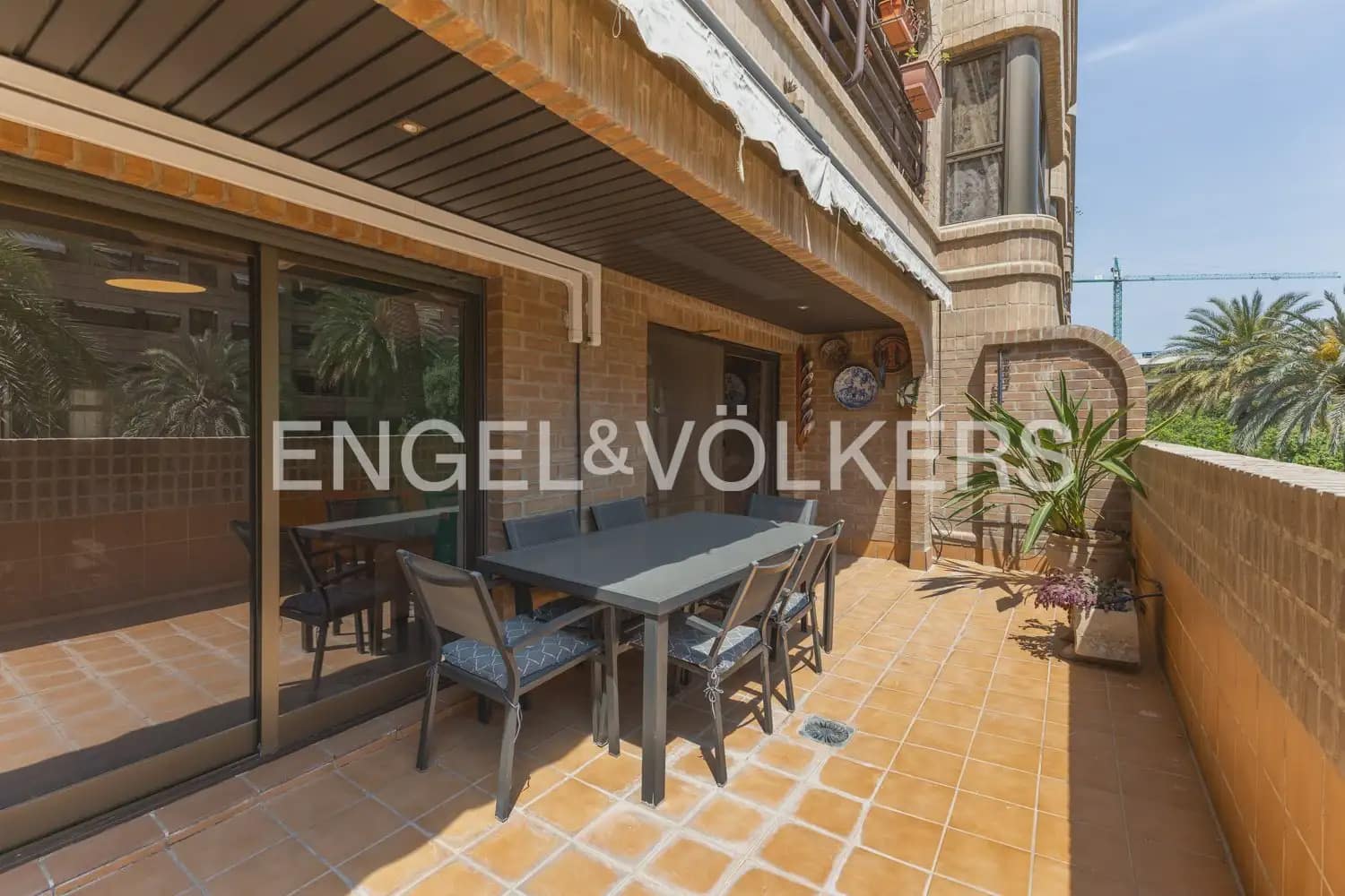 3 Zimmer Wohnung zu verkaufen in Valencia Stadt mit Garage - 635.000 € (Ref: 9897559)