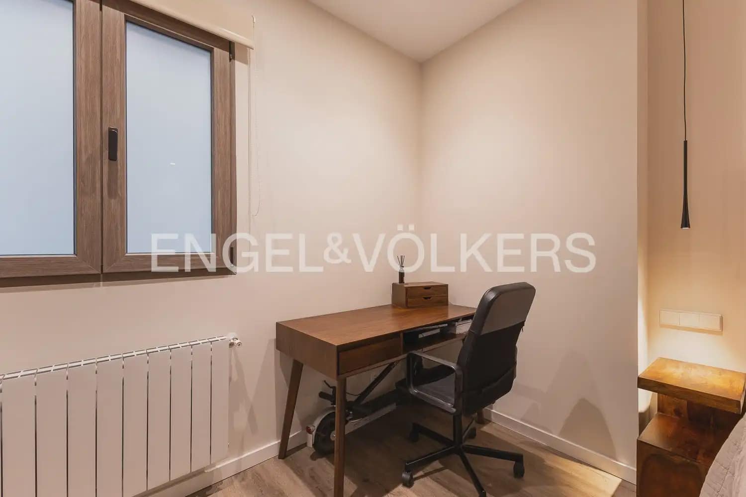3 bedroom Flat for sale in Valencia city with garage - € 1,100,000 (Ref: 9897560)