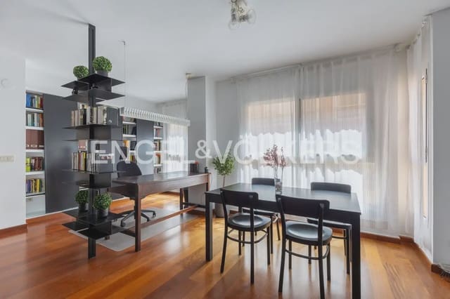 2 sovrum Lägenhet till salu i Russafa, Valencia stad med garage - 430 000 € (Ref: 9897561)