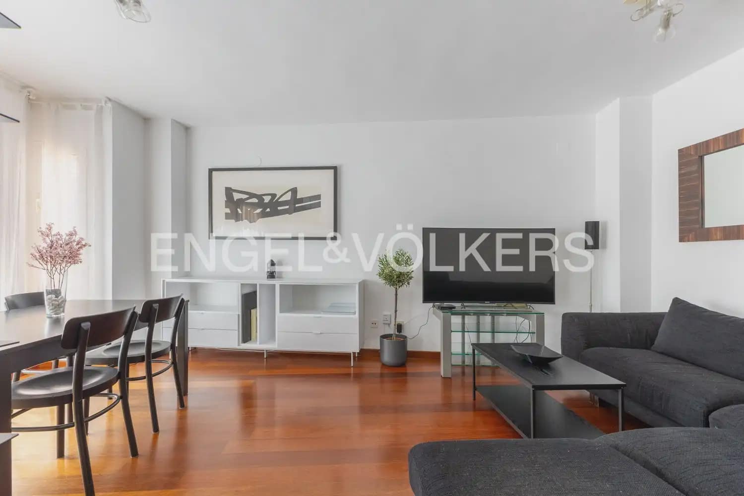 2 soverom Leilighet til salgs i Valencia by med garasje - € 430 000 (Ref: 9897561)