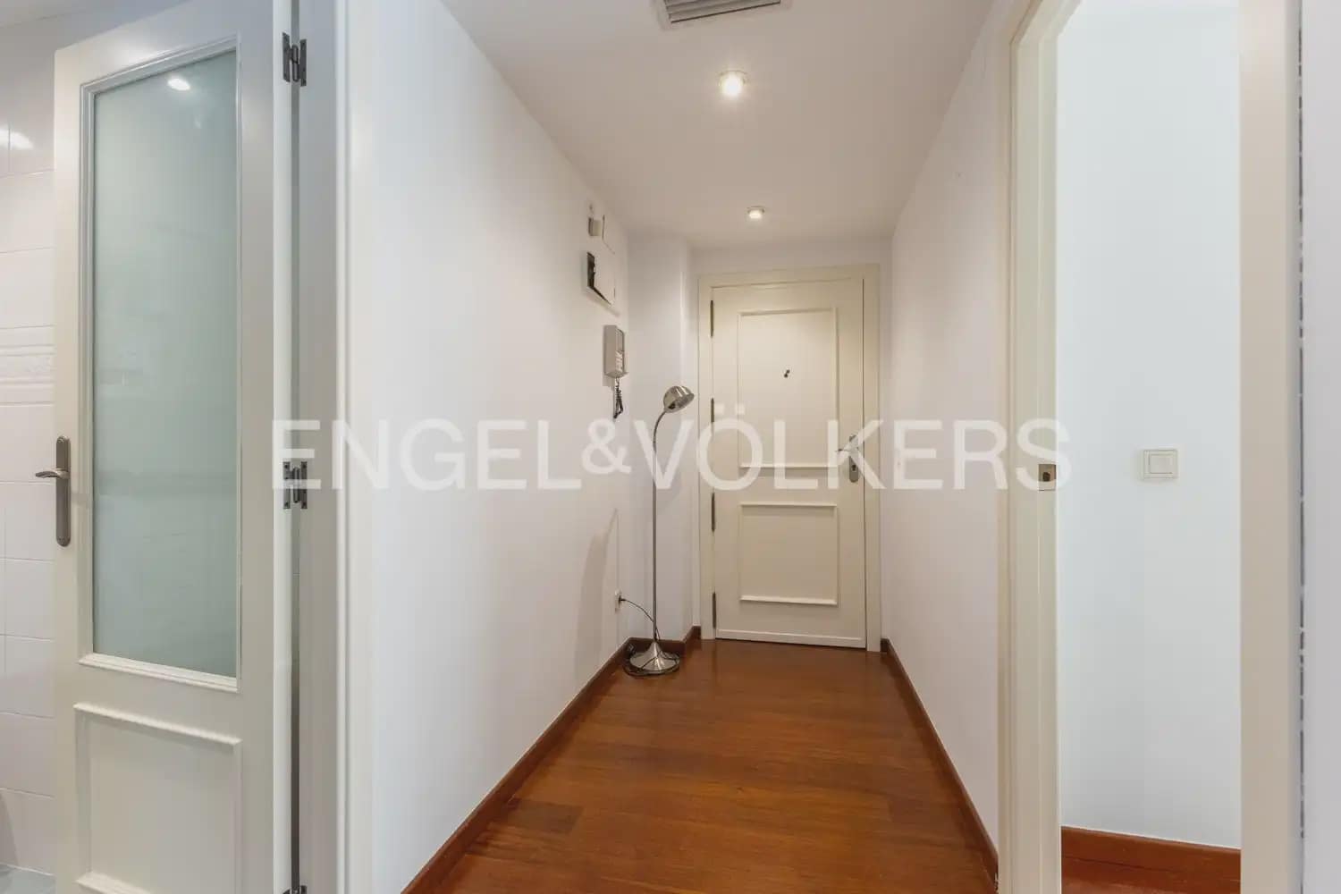 2 soverom Leilighet til salgs i Valencia by med garasje - € 430 000 (Ref: 9897561)