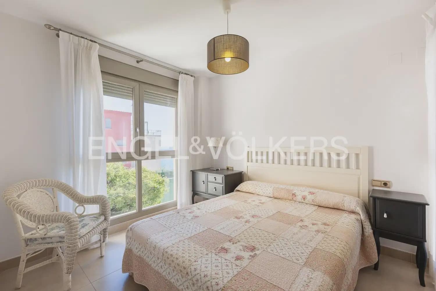 4 bedroom Flat for sale in Oropesa  with pool garage - € 499,000 (Ref: 9897562)
