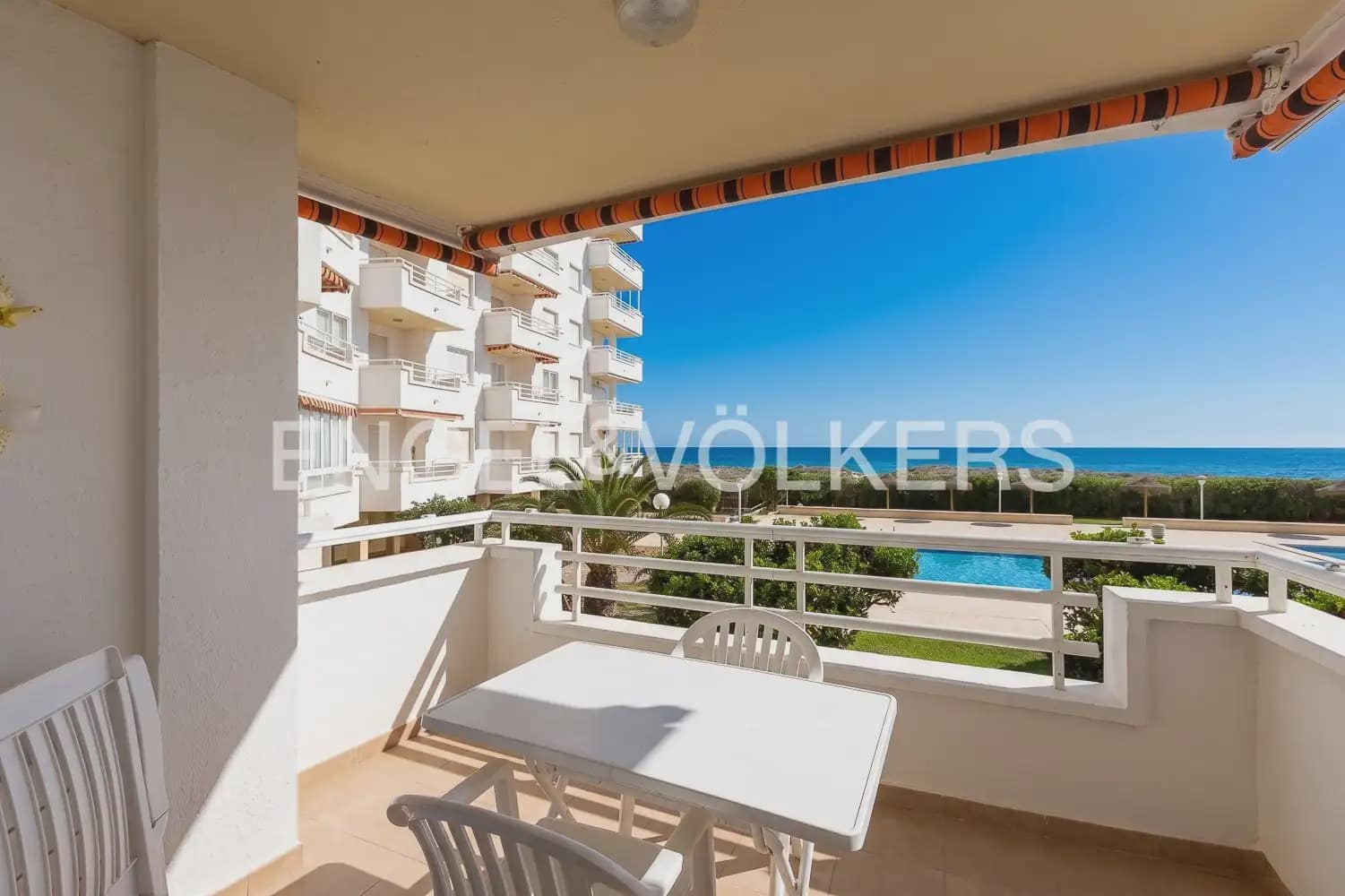 3 bedroom Flat for sale in Sueca with pool garage - € 350,000 (Ref: 9897564)
