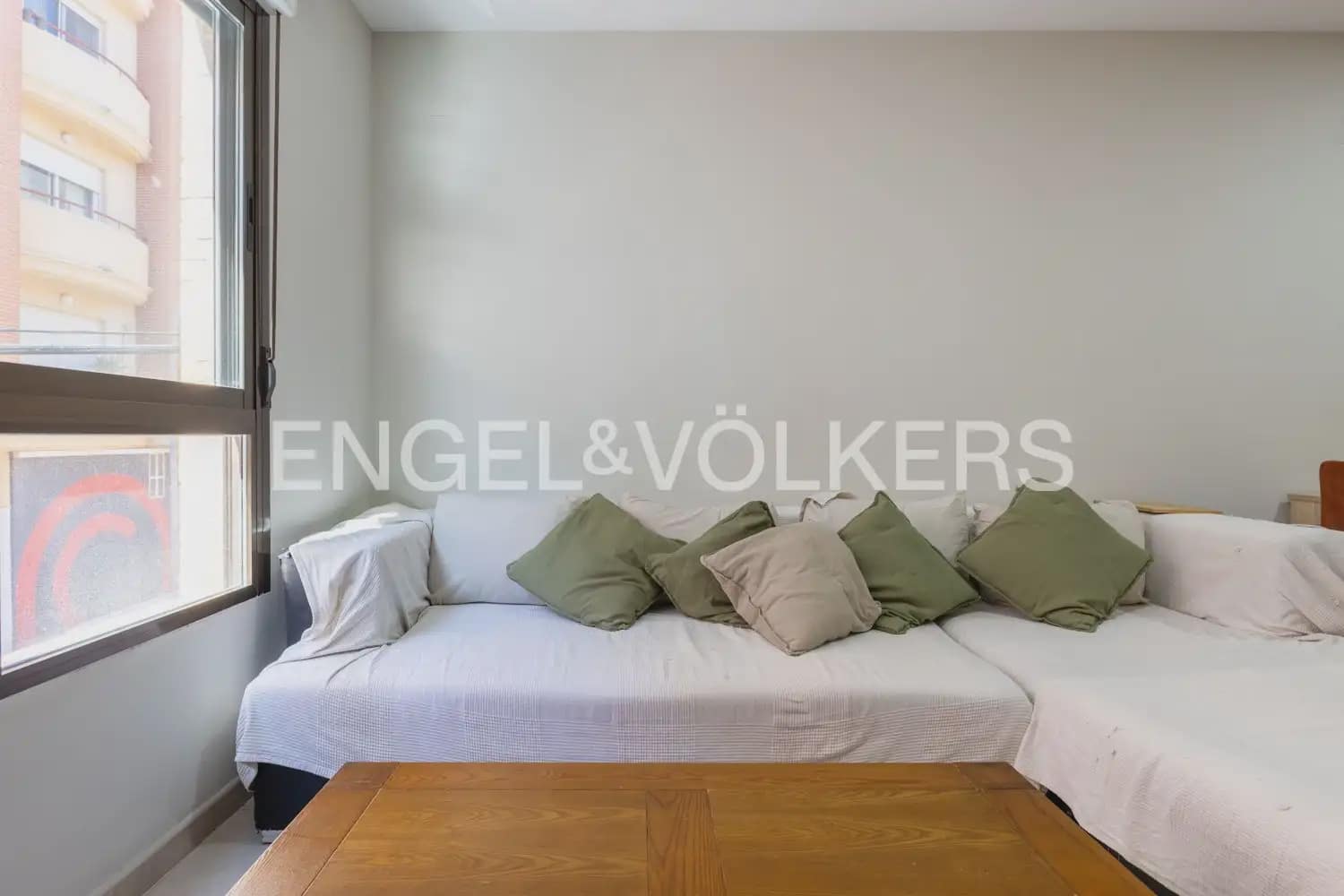 2 slaapkamer Flat te koop in Piles met garage - € 160.000 (Ref: 9897565)