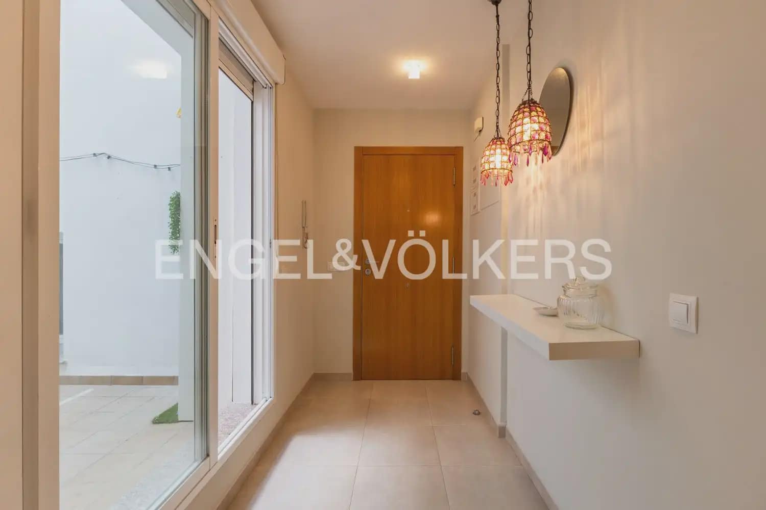 2 slaapkamer Flat te koop in Piles met garage - € 160.000 (Ref: 9897565)