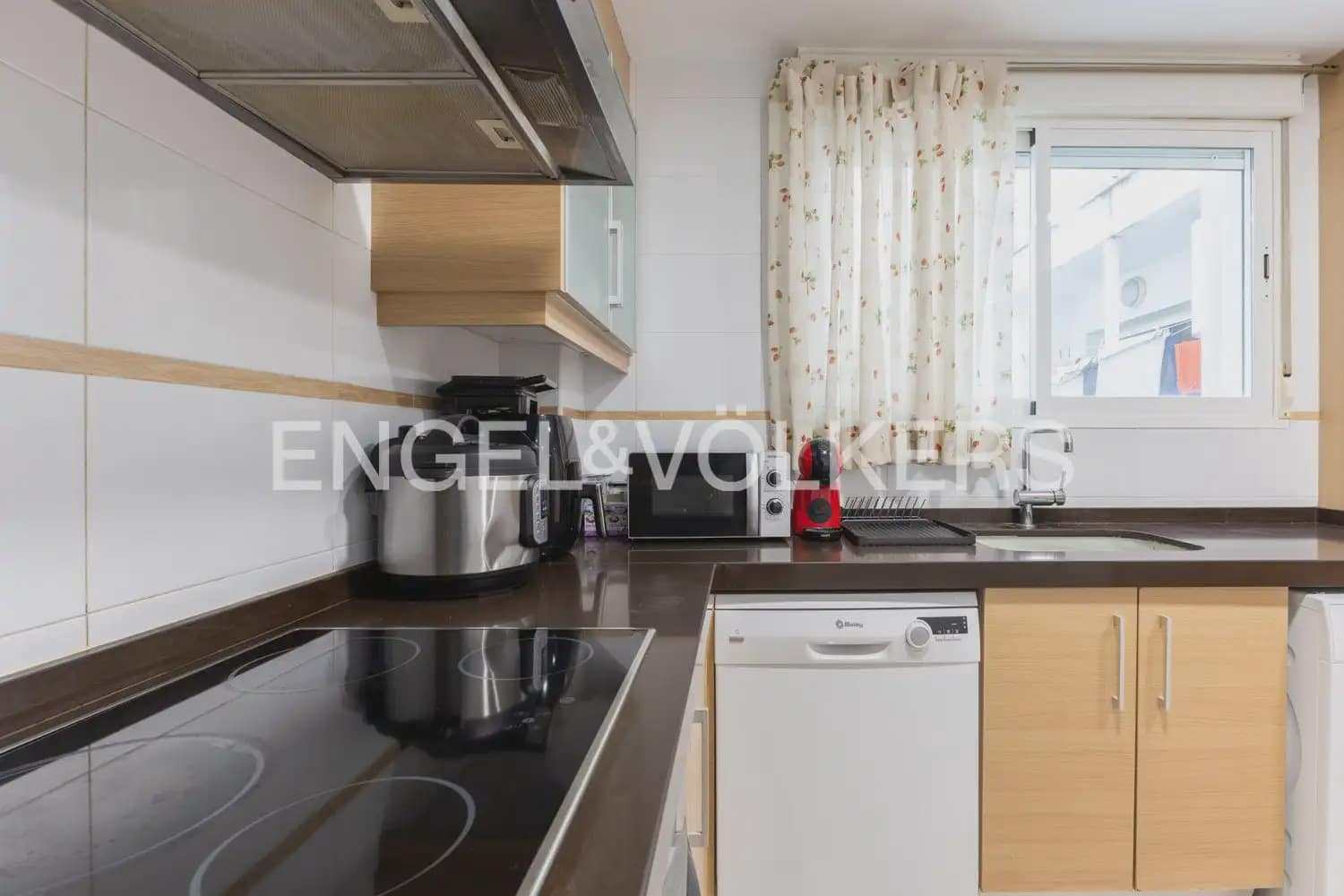 2 slaapkamer Flat te koop in Piles met garage - € 160.000 (Ref: 9897565)