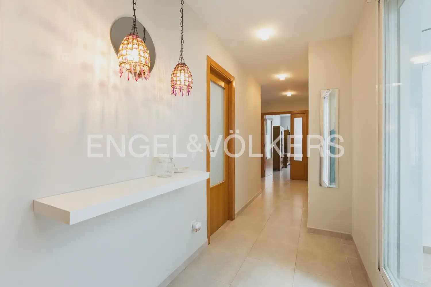 2 slaapkamer Flat te koop in Piles met garage - € 160.000 (Ref: 9897565)