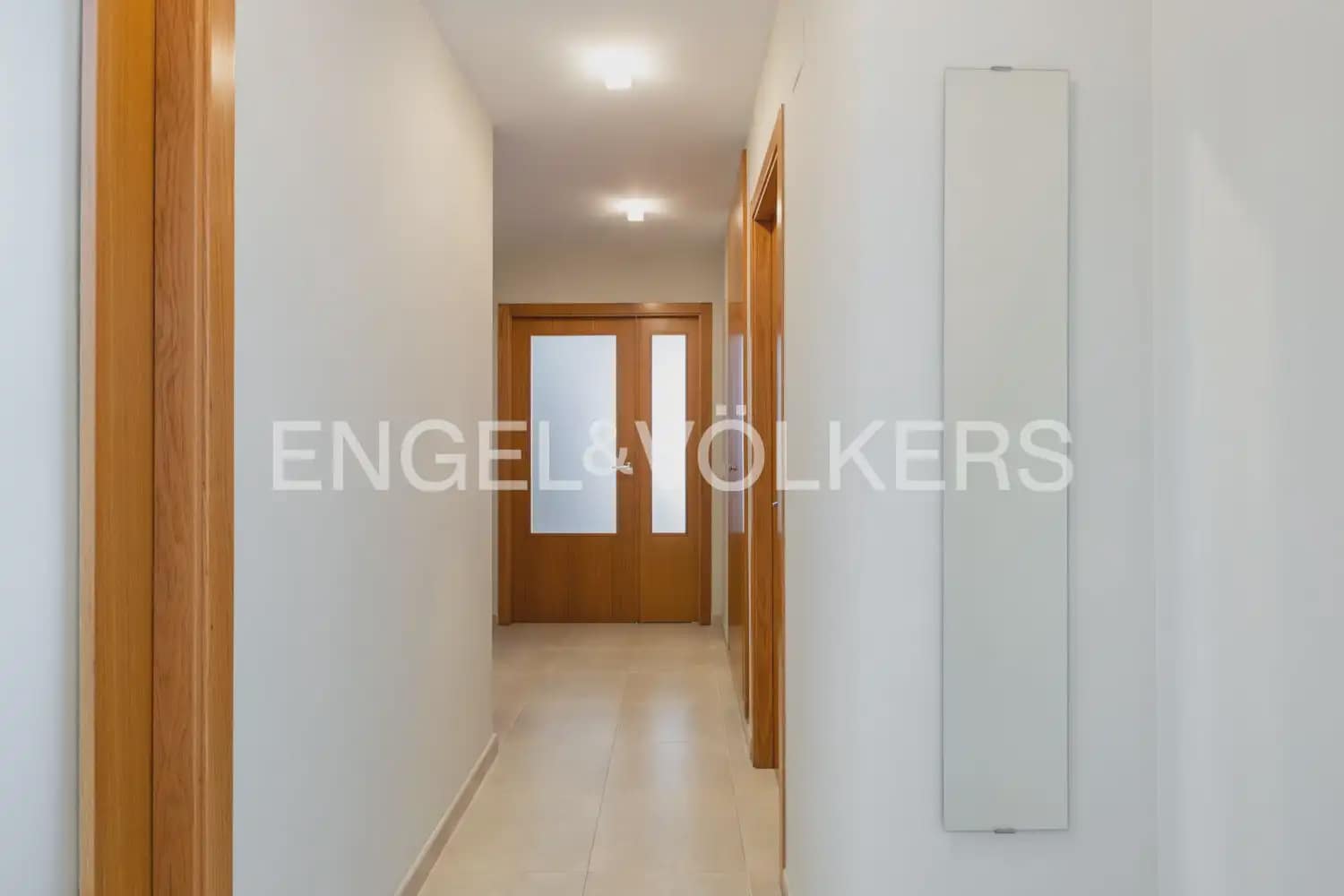 2 slaapkamer Flat te koop in Piles met garage - € 160.000 (Ref: 9897565)