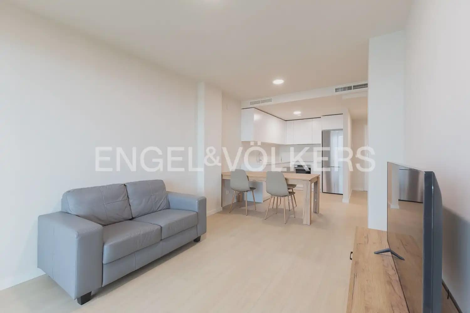 2 camera da letto Appartamento da affittare in Valencia citta con piscina garage - 2.400 € (Rif: 9897566)