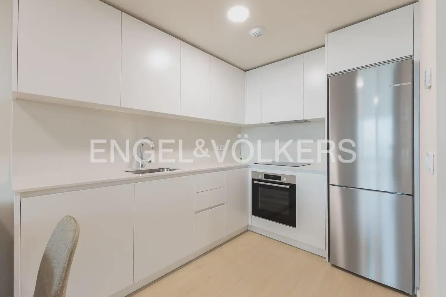 2 camera da letto Appartamento da affittare in Valencia citta con piscina garage - 2.400 € (Rif: 9897566)