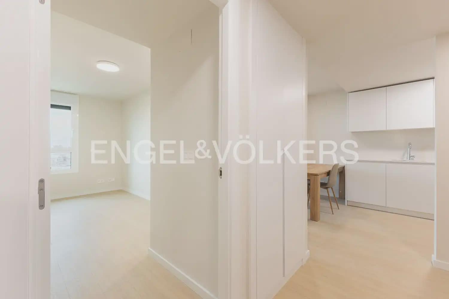 2 camera da letto Appartamento da affittare in Valencia citta con piscina garage - 2.400 € (Rif: 9897566)