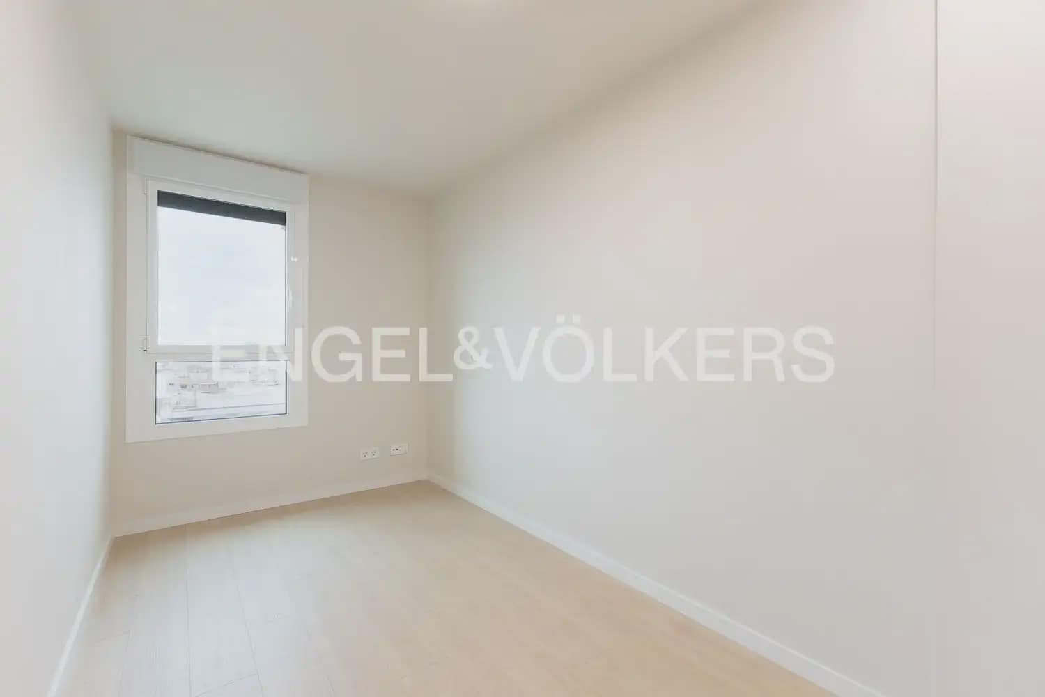 2 camera da letto Appartamento da affittare in Valencia citta con piscina garage - 2.400 € (Rif: 9897566)
