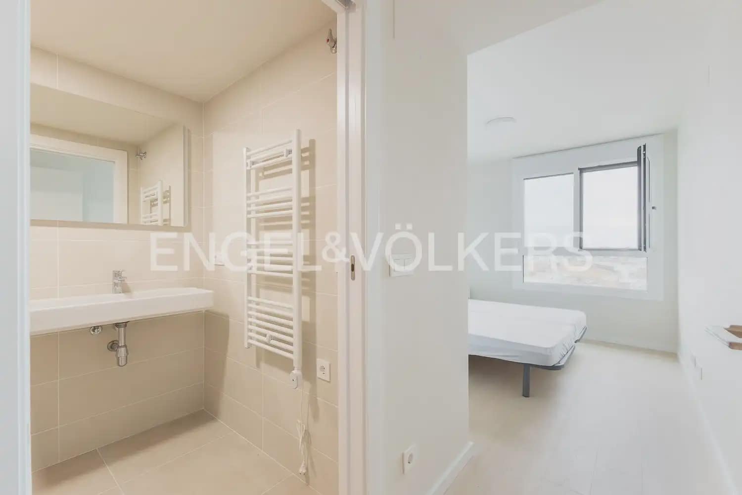 2 camera da letto Appartamento da affittare in Valencia citta con piscina garage - 2.400 € (Rif: 9897566)