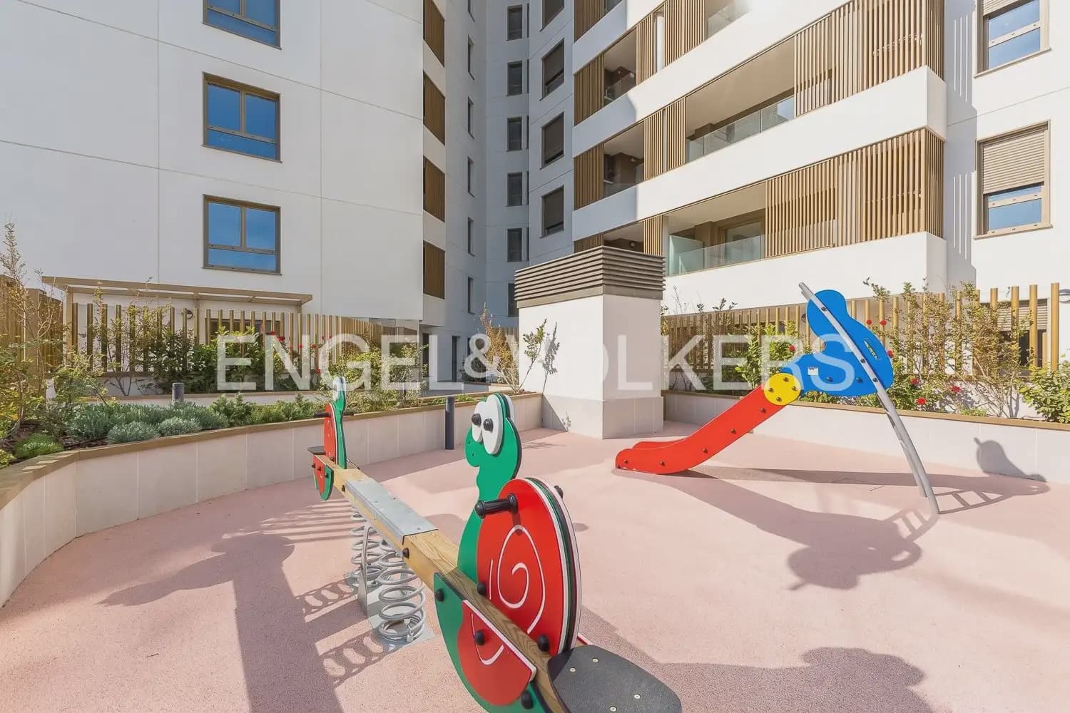2 camera da letto Appartamento da affittare in Valencia citta con piscina garage - 2.400 € (Rif: 9897566)